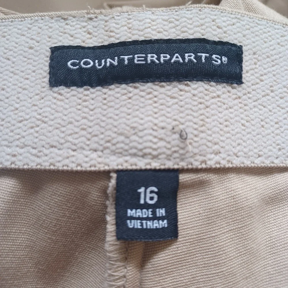 Counterparts Capri Pants Women 16 Khaki Good Comfy Stretch Cotton Cropped Preppy